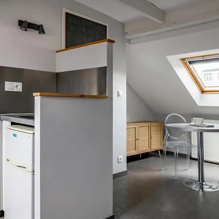 Smartappart Grusse 3* Caen