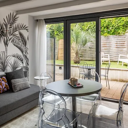 Smartappart Grusse 3* Caen