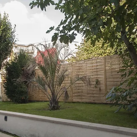 Smartappart Grusse 3* Caen