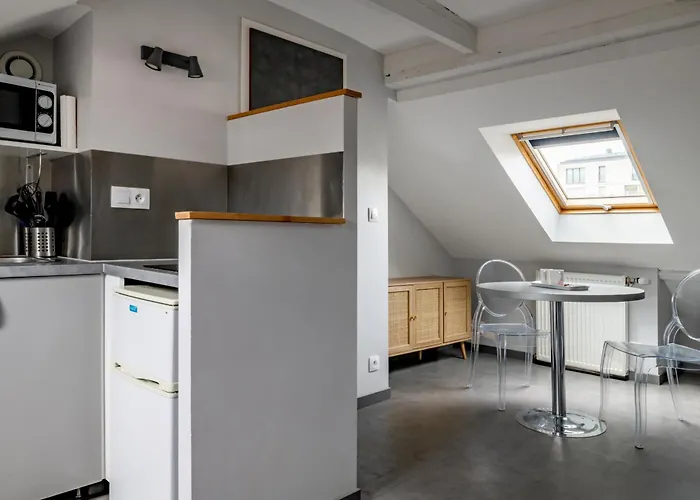 Smartappart Grusse 3* Caen