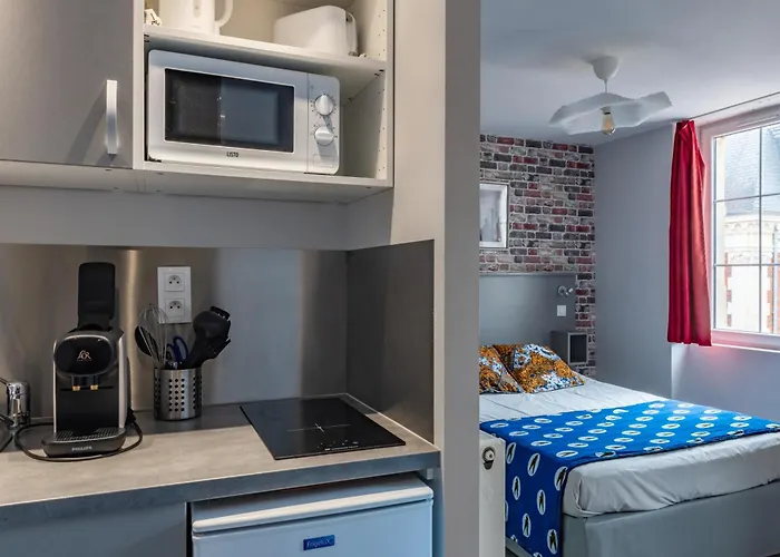 Smartappart Grusse 3* Caen