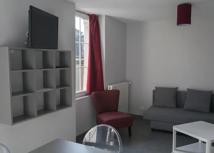 Smartappart Grusse 3* Caen