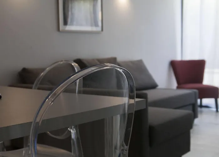 Smartappart Grusse 3* Caen